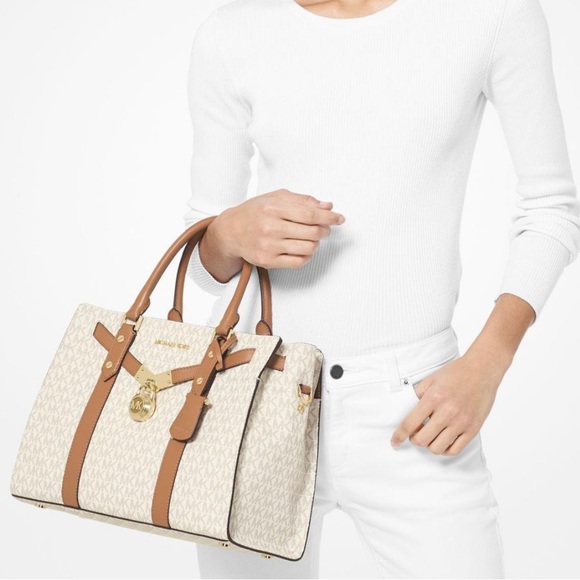 Michael Kors
Nouveau Hamilton Handbag!! - Picture 6 of 6